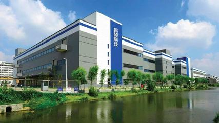 上海堪比富士康的超級(jí)工廠:10萬打工青年造出全球1/2的蘋果手機(jī)